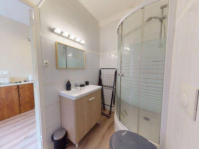 Beau T1bis meublé et entièrement rénové 25m²
