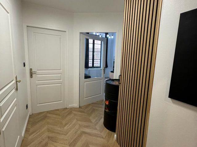 Beau T2 meublé 42m² Quai Saint Vincent