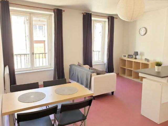 Beau T2 meublé 45m² proche Tréfilerie