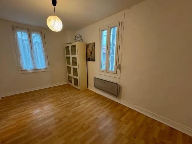 Beau T2 Meublé 50m2 dans maison à Grenoble