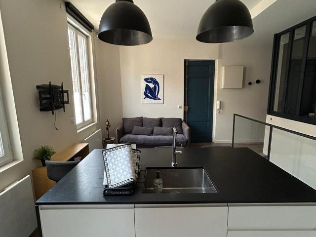 Beau T2 meublé 50m² Gare Bordeaux