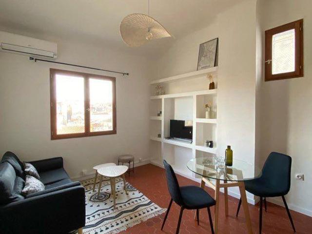 Beau T2 meublé 27m² rénové bd Longchamp
