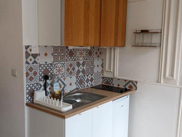 Beau T2 meublé 30m² rue Colbert proche catho