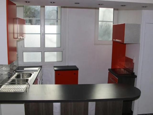 Beau T2 Meublé 35m² Quartier Butte Sainte Anne