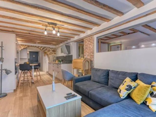 Beau T2 meublé à LYON 7