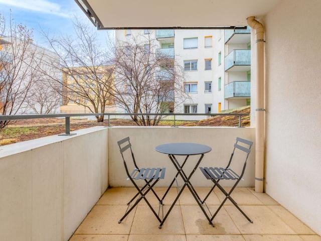 Beau T2 meublé avec balcon et garage