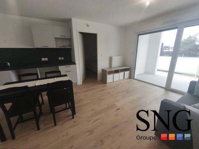 BEAU T2 MEUBLE AVEC LOGGIA ET PARKING