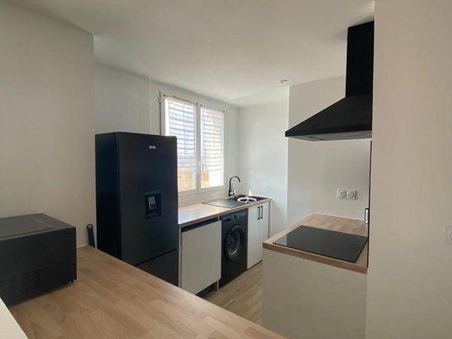 Beau T2 bis meublé 46 m² rénové Sept Deniers