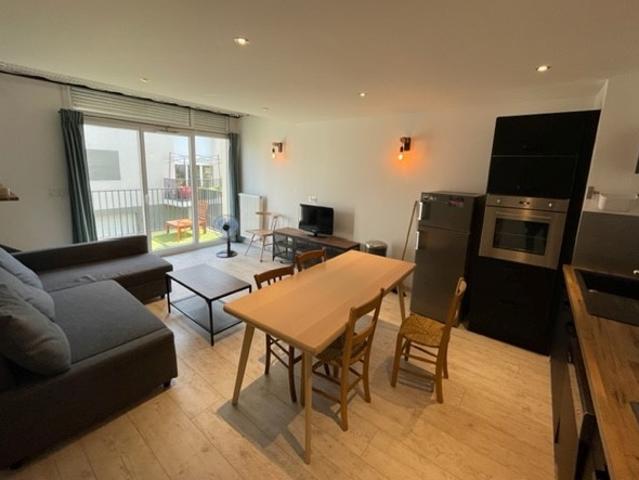 Beau T2 de 40m2 en duplex avec terrasse et parking