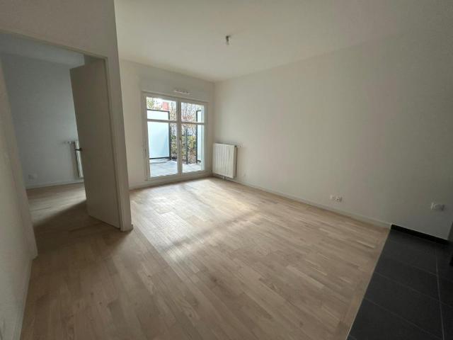 BEAU T2 DE 43,3M² AVEC TERRASSE + PARKING