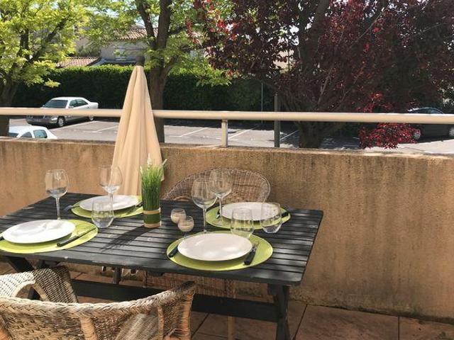 Beau T2 proche centre Aix avec terrasse 11m²