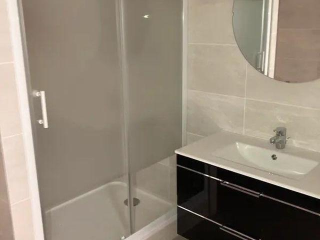 Beau T2 refait à neuf 35m² rue Clovis Hugues