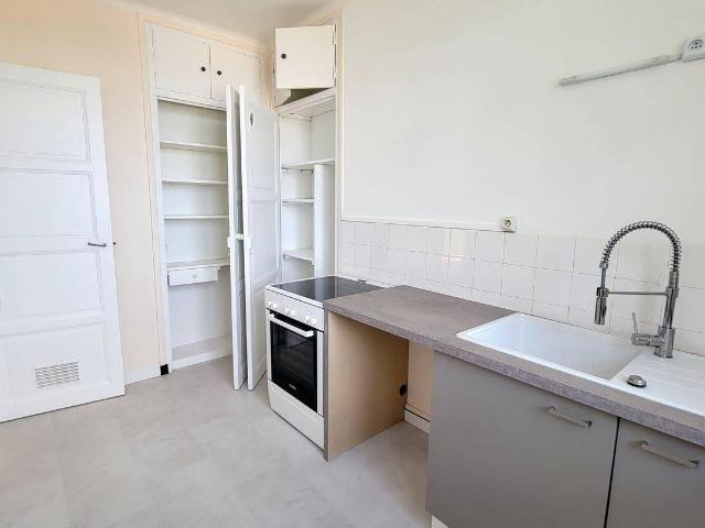 Beau T2 sur la Butte Ste Anne 42m²