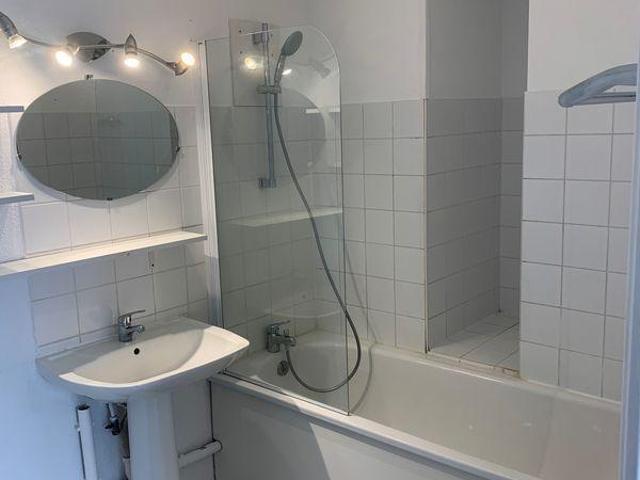 Beau T2 44m² refait à neuf