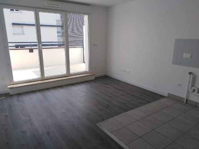 Beau T2 42m2 avec terrasse à Maromme