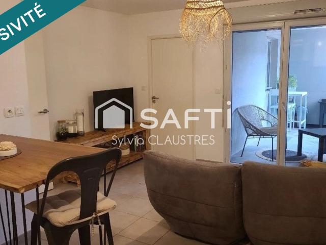 BEAU T2 43m2 AVEC TERRASSE ET PLACE DE PARKING