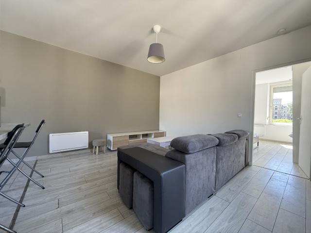 BEAU T2 43M2 MEUBLE METZ
