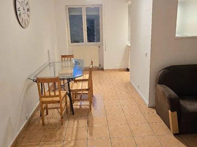 Beau T3 meublé 55m² rénové avec soin