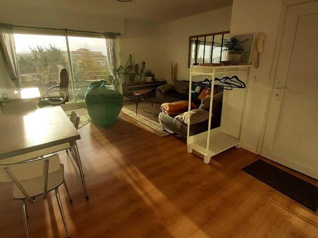 Beau T3 meublé 63m² traversant et lumineux