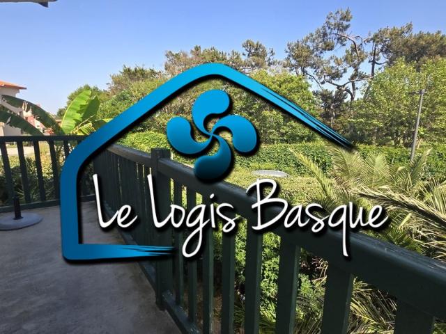 Beau T3 meublé étudiant à ANGLET KOSTALDEA vue sur le golf de BIARRITZ