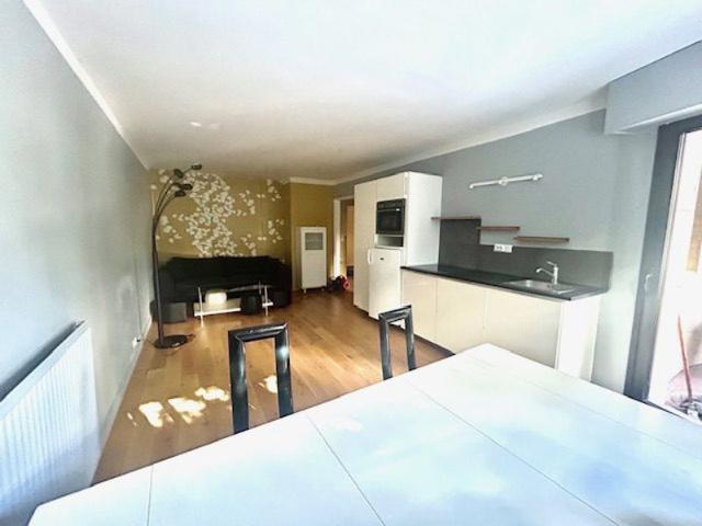 Beau T3 meublé Levallois Perret