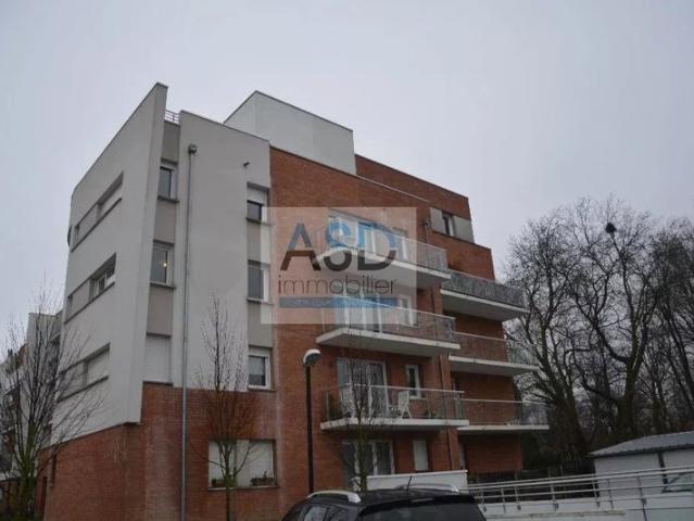 Beau T3 avec cuisine équipée, balcon et garage