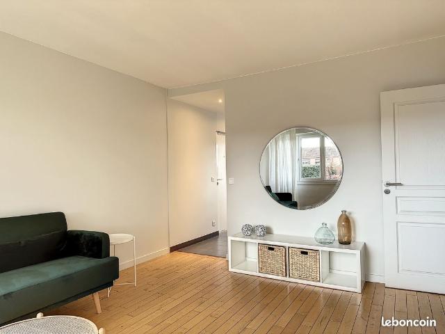 Beau T3 lumineux meublé avec garage et cave à 5 mn à pied du bourg St Vincent