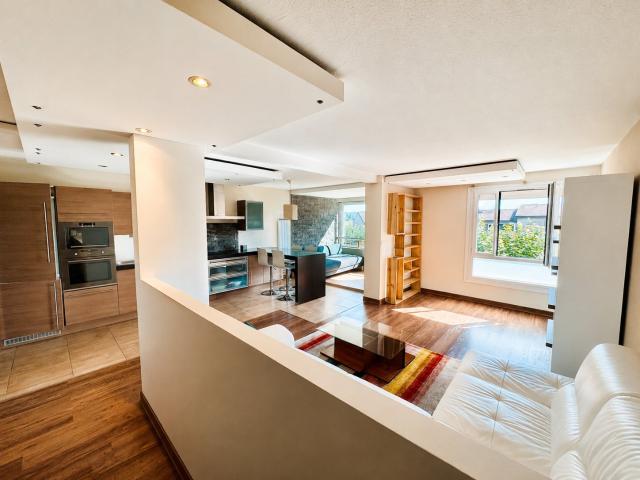 BEAU T3 LUMINEUX DE 75 M2 AVEC UNE BELLE VUE DEGAGEE