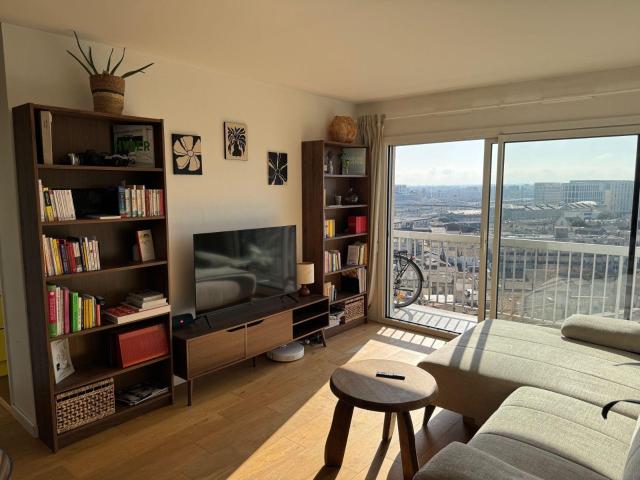 Beau T3 très lumineux et traversant de 67 m²