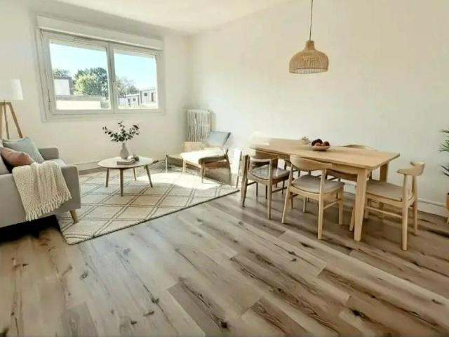 Beau T3 57m² rénové, lumineux avec parking et cave