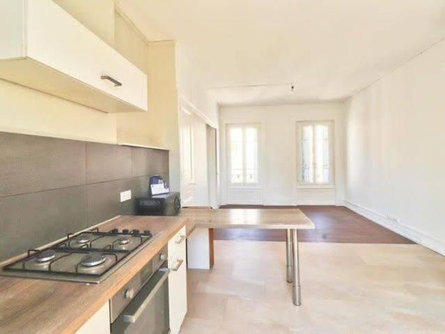 Beau T3 70m² moderne et lumineux