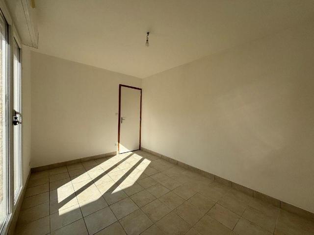 Beau T3 80m² secteur hôpital Sébastopol