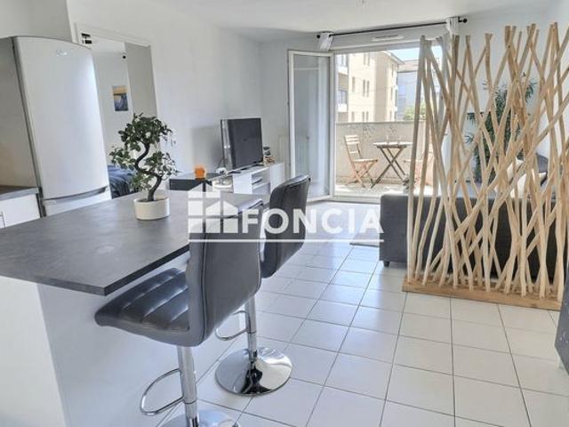 Beau type 2 dans copropriete recente