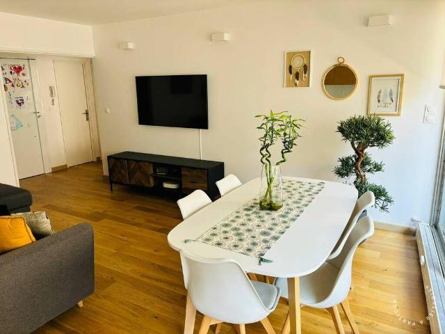 Beau 2 pièces meublé 51 m² Paris