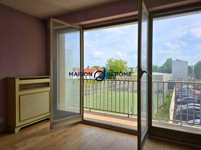 BEAU 2 PIECES ASNIERES SUR SEINE BALCON ASCENCEUR BOX ET CAVE