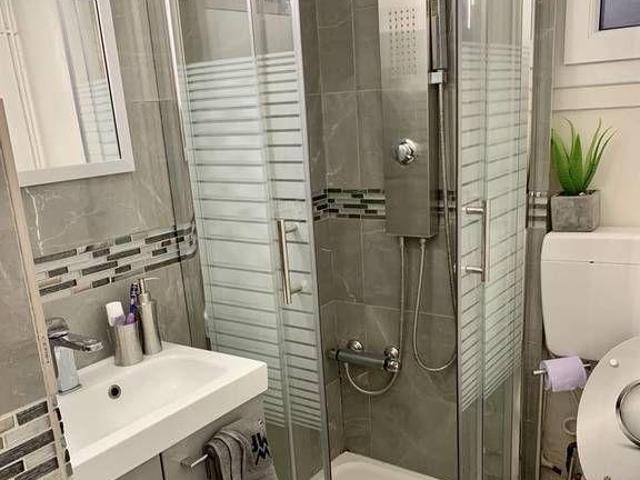 Beau 2 pièces 29 m² rénové et meublé à Puteaux
