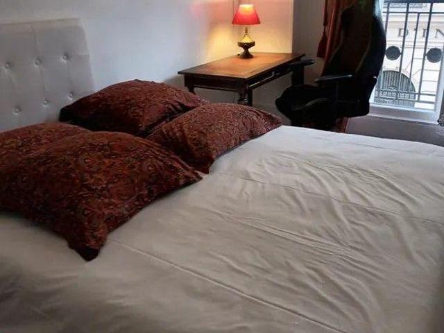 Beau 2 pièces 40m² meublé proche Champs Elysées