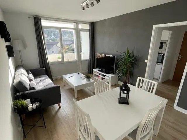 Beau 2P meublé 43m² équipé avec balcon