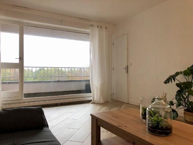 Beau 2P meublé 47m² Nanterre calme et vue dégagée