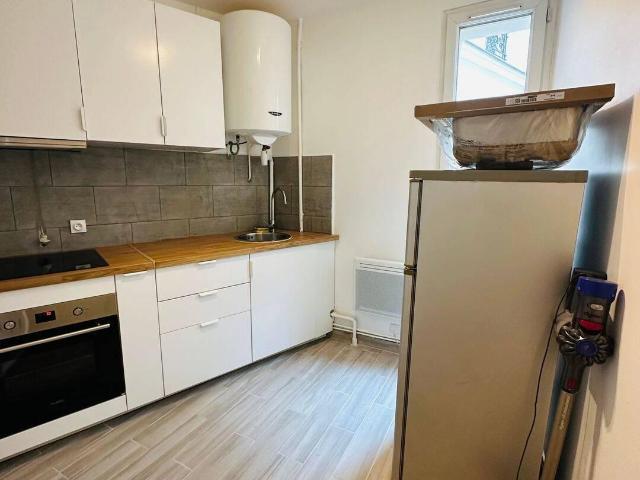 Beau 2P meublé 45m2 2p Paris 18