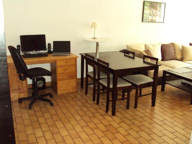 Beau 2P Meublé 48 m² Parking, Terrasse, Piscine