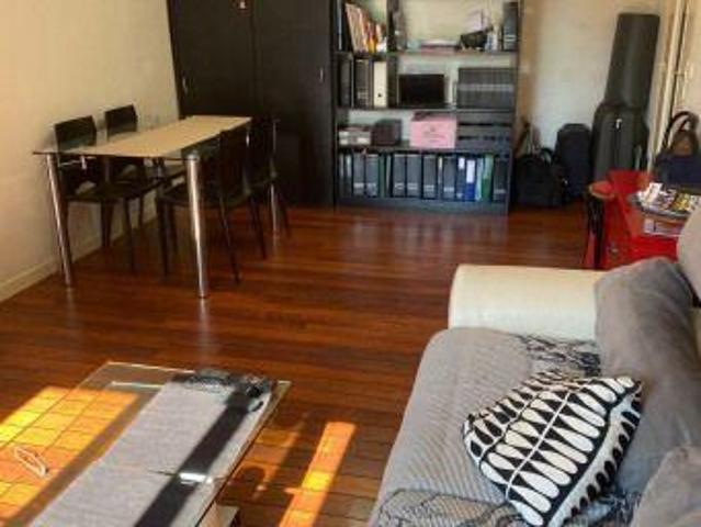 Beau 2P meublé 49m² au calme, côté cour