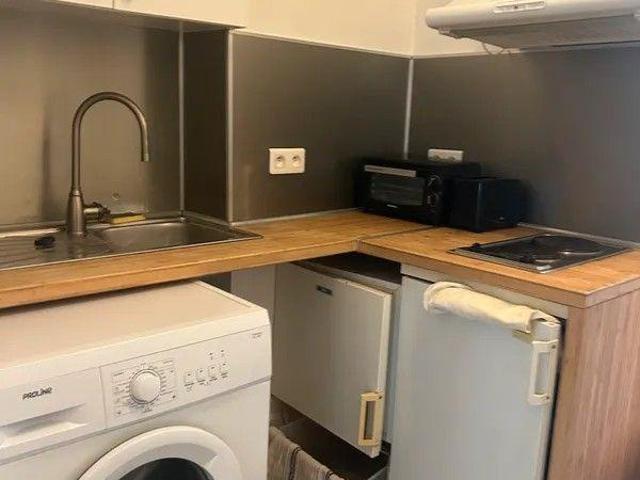 Beau 2P meublé 28m² avec vue sur la Tour Eiffel