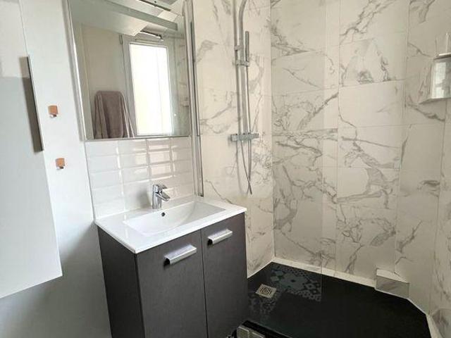 Beau 2P meublé 35m² gare de Bécon