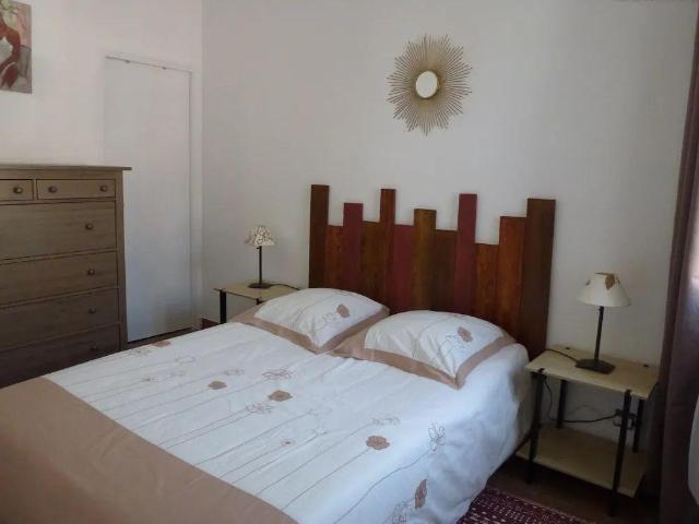 Beau 2P meublé 38m² intra muros Avignon