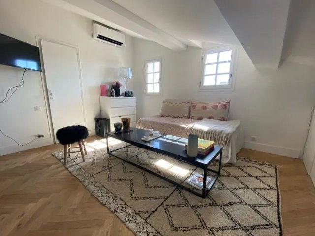 Beau 2P meublé 39m² rénové Quartier Mazarin