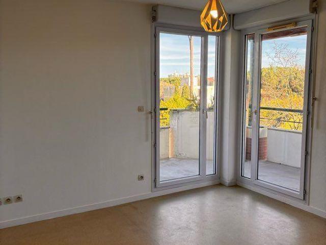 Beau 2P 35m² avec balcon sans vis à vis