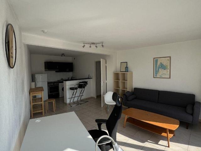 Beau 2P 44m² + balcon 8m² sans vis à vis