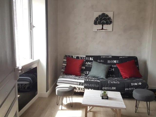 Beau 2P 42m² meublé hyper centre Saint Etienne