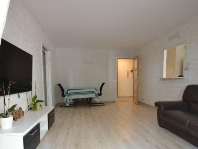 Beau 2P 56m² meublé avec terrasse sans vis à vis